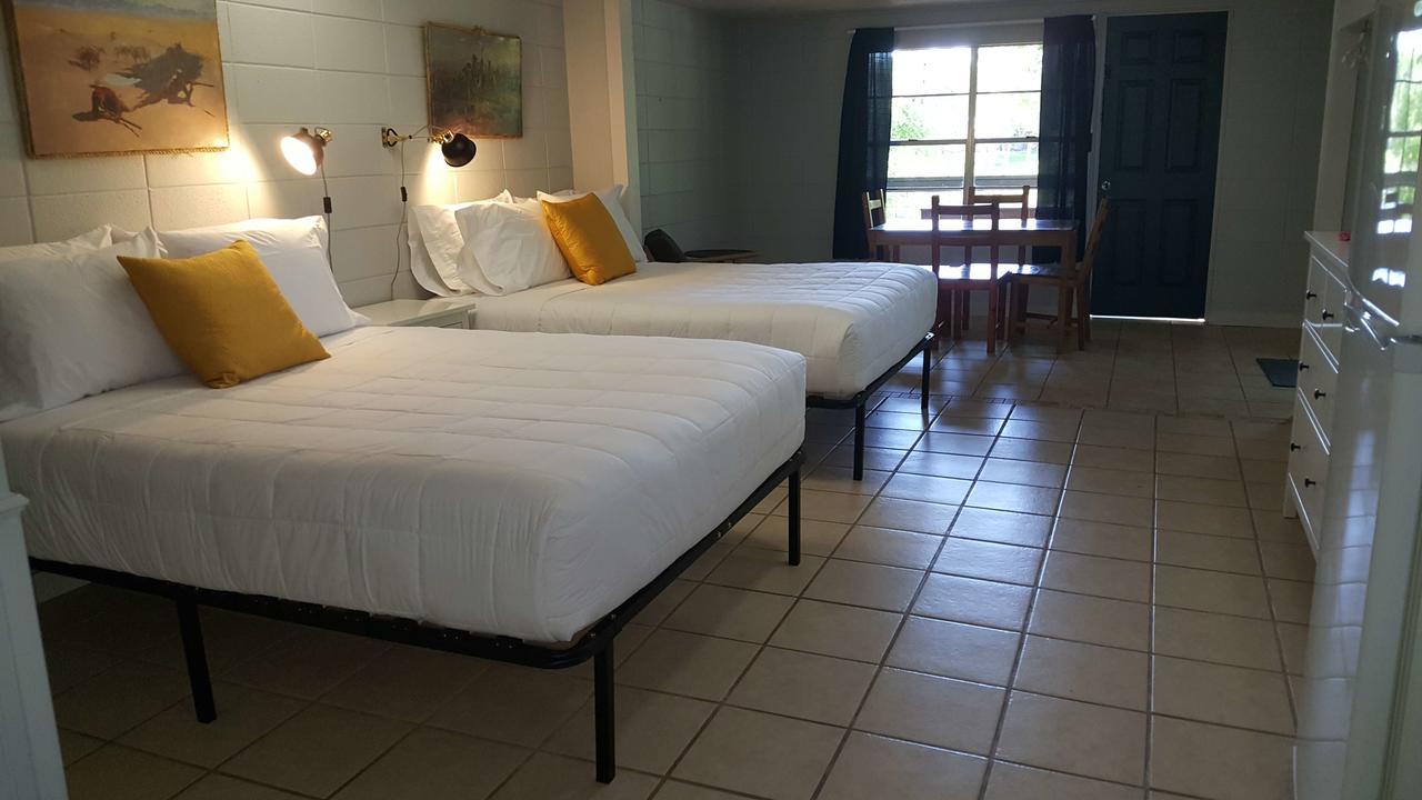 Hotel 7A Ranch Wimberley Exterior foto