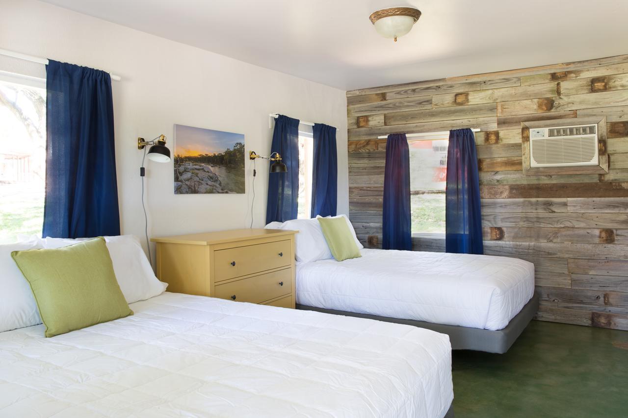 Hotel 7A Ranch Wimberley Exterior foto